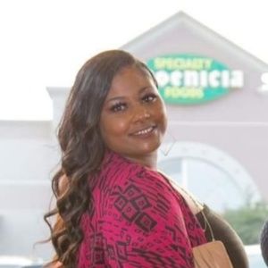 Meet your Posher, Quinetta